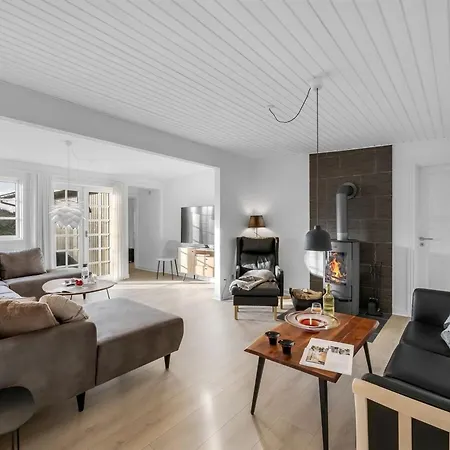 Casa vacanze Dragan - 350m From The Sea In Western Jutland By Interhome *