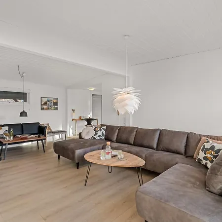 Dragan - 350m From The Sea By Interhome Vejers Strand